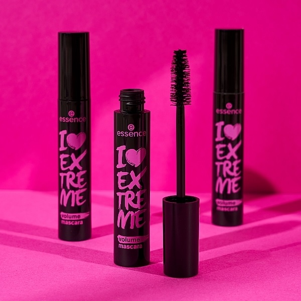 ریمل مشکی حجم دهنده اسنس مدل I Love Extreme Volume