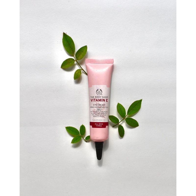 کرم دور چشم ویتامین E بادی شاپ The Body Shop Vitamin E