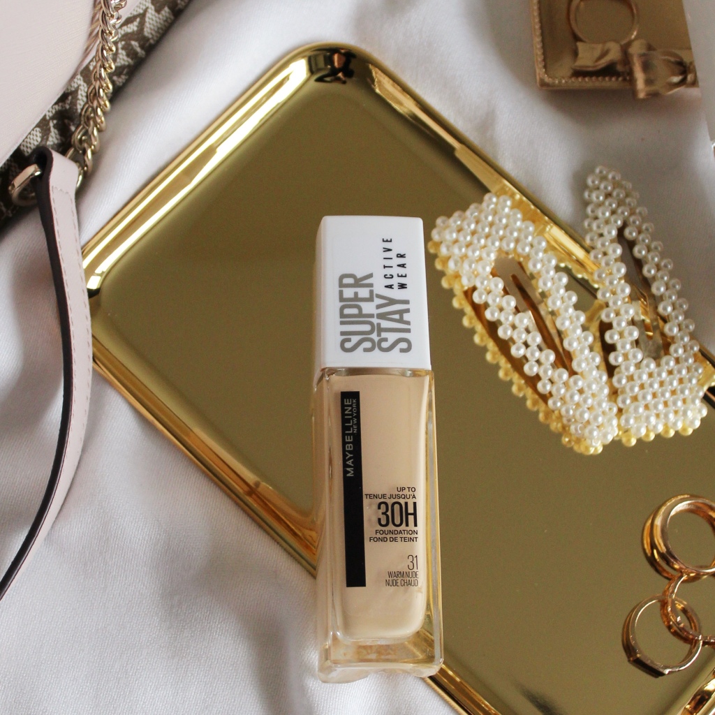 کرم پودر سوپر استی 30 ساعته میبلین کرم پودر سوپر استی 30 ساعته میبلین Maybelline