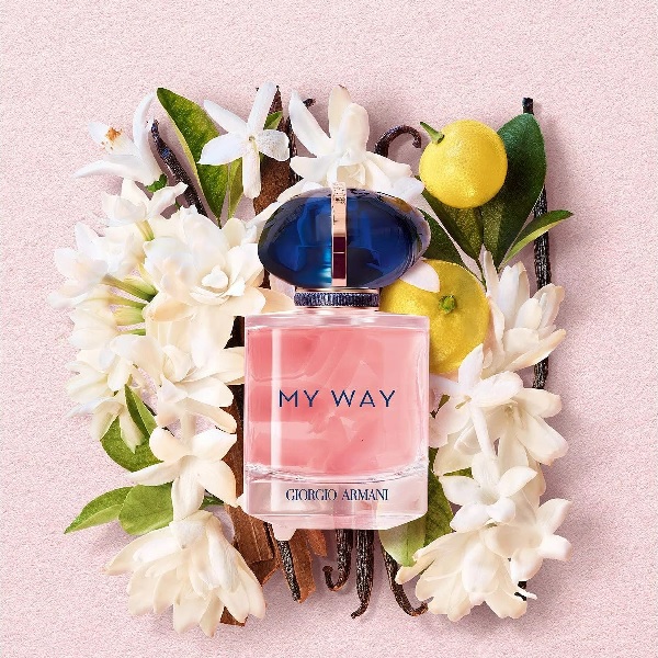 ادکلن جورجیو آرمانی مدل مای وی ادکلن جورجیو آرمانی مدل My Way