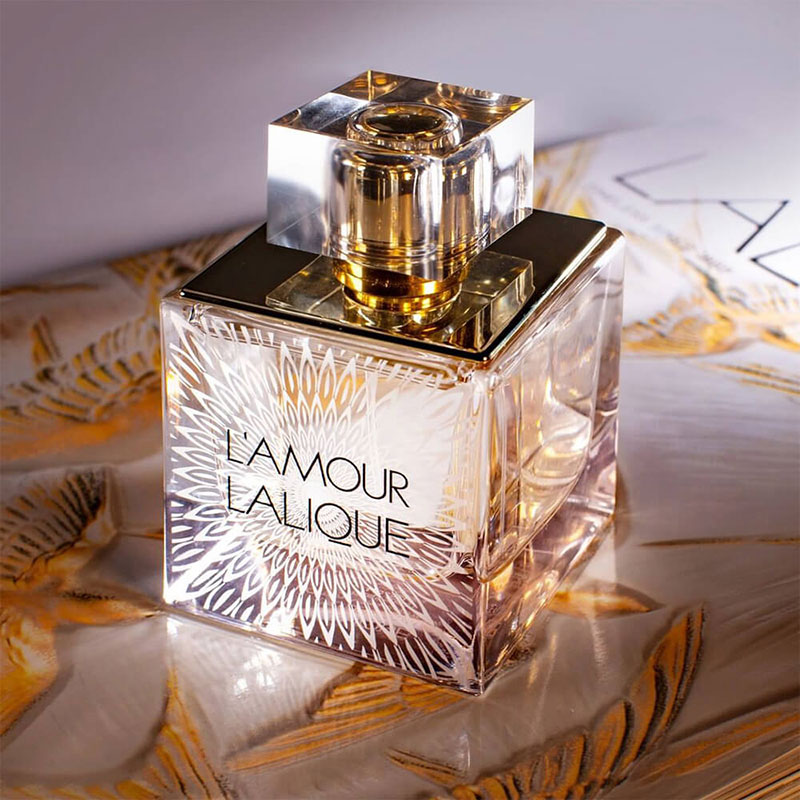 ادوپرفیوم زنانه لالیک مدل L'Amour