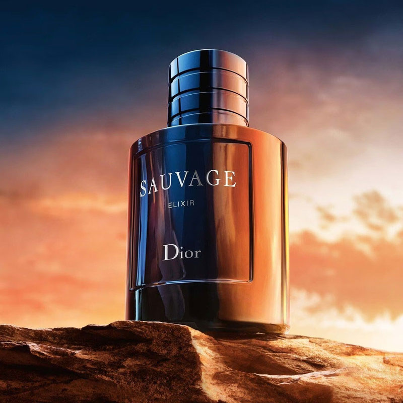 پرفیوم مردانه دیور مدل Sauvage elixir