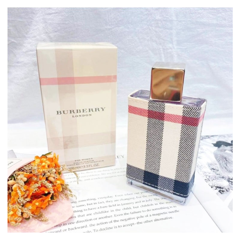 ادوپرفیوم زنانه باربری لندن ادوپرفیوم زنانه Burberry London