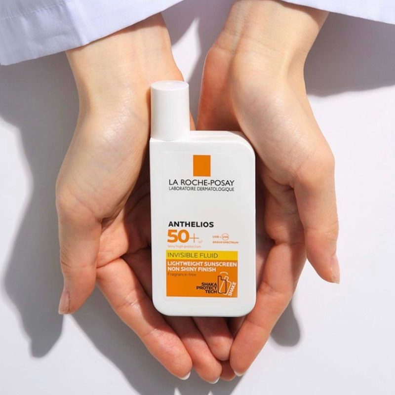 ضدآفتاب فلوئید بی رنگ لاروش پوزای مدل ANTHELIOS +50