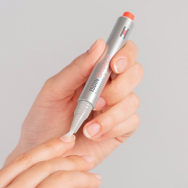 ترمیم کننده ناخن ایزدین مدل SI-NAILS