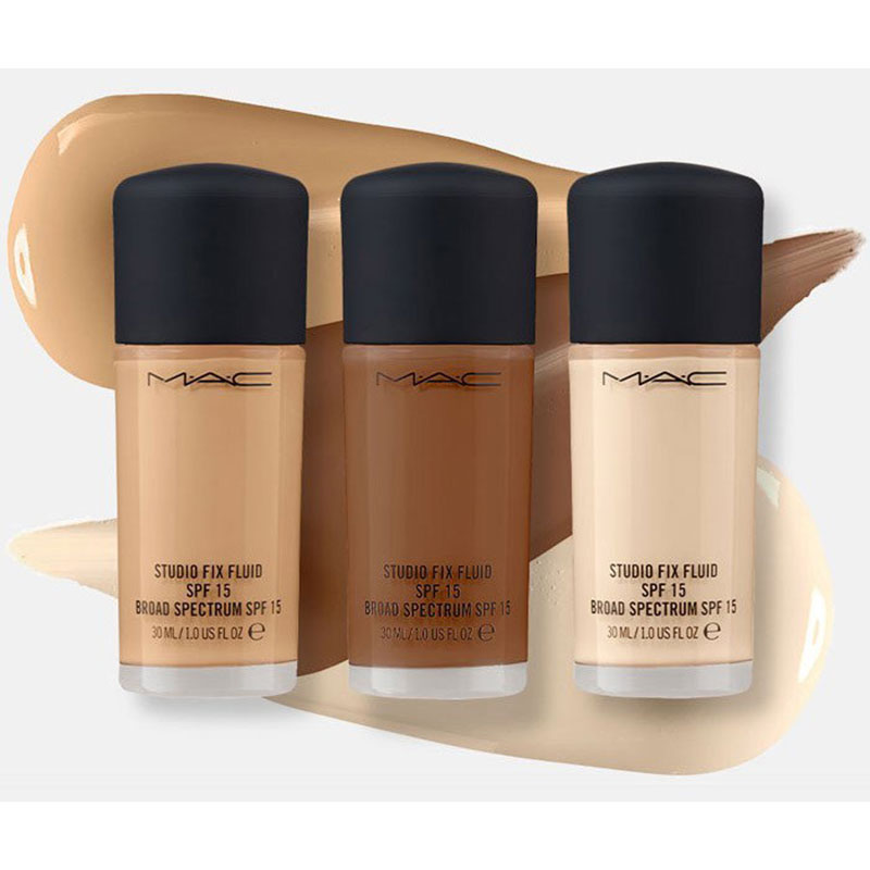 کرم پودر مک دارای SPF15 مدل STUDIO FIX FLUID 