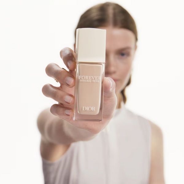 کرم پودر Dior مدل Forever Natural Nude
