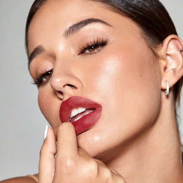 تینت لب قلمی SHEGLAM مدل LOVE STAINED