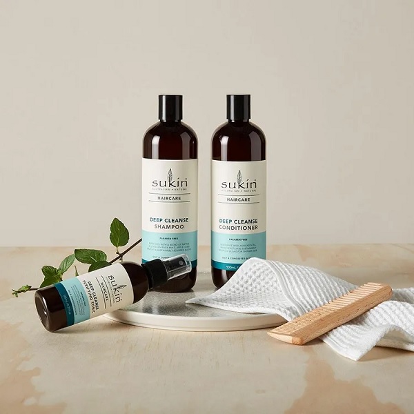 شامپو پاک کننده عمقی Sukin مدل Deep Cleanse