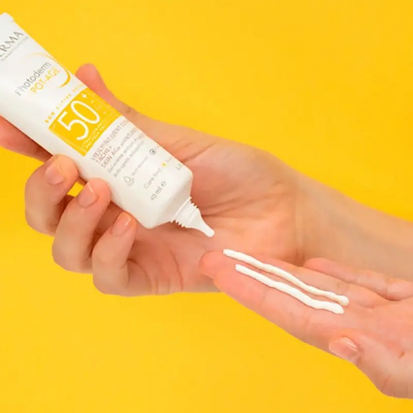 ژل کرم ضد آفتاب BIODERMA مدل Photoderm Spot-Age 