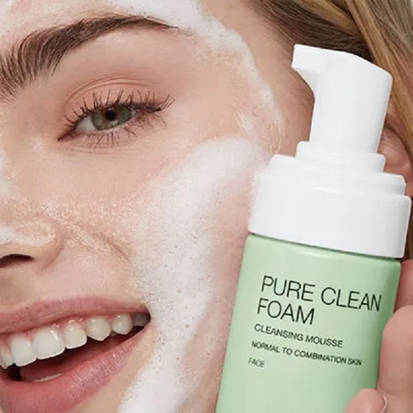 فوم شستشو انواع پوست Kiko Milano مدل Pure Clean