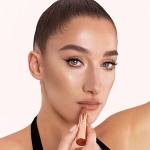 رژ لب جامد Charlotte Tilbury مدل CATWALKING