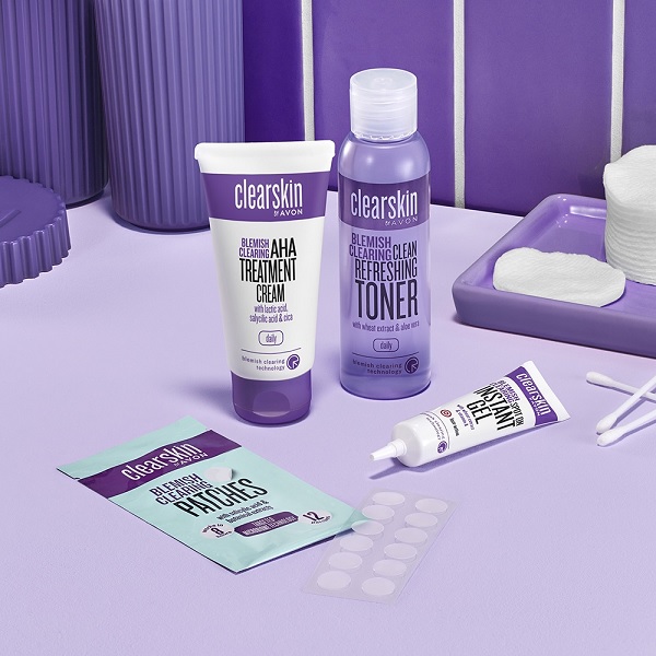 تونر ضد لک آون مدل کلین رفرشینگ تونر ضد لک مناسب انواع پوست Avon مدل Clean Refereshing
