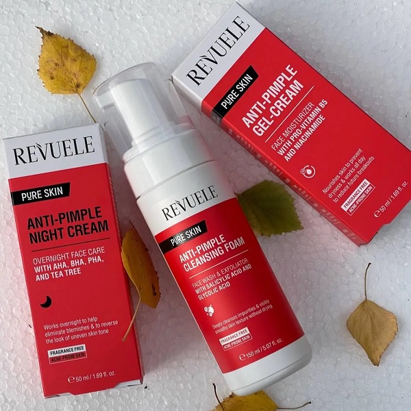 فوم شستشو ضد جوش ریویول مدل پیور فوم پاک کننده ضد جوش Reveule مدل Pure Skin